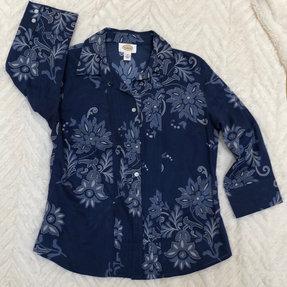 Beautiful blouse by Talbots! Size M.